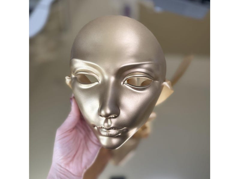 Handcrafted Gold Mask 140