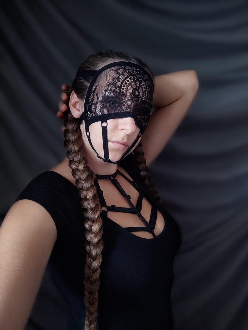 Handmade black half-face mask with straps 66