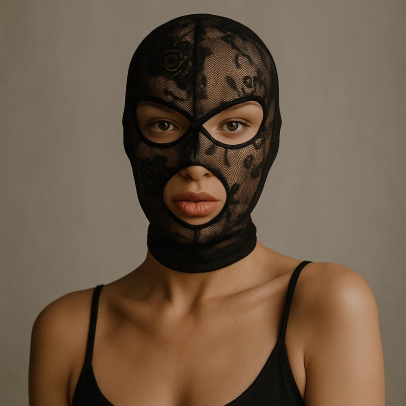 Lace Gothic Mask
